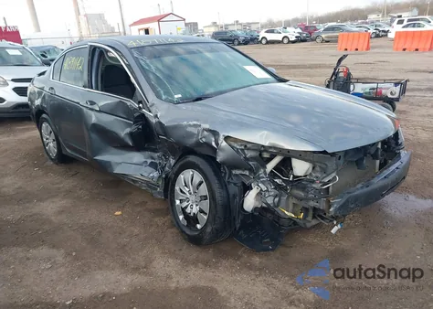 2008 Honda Accord 2.4 Lx z USA, uszkodzony, nr VIN 1HGCP26328A155467